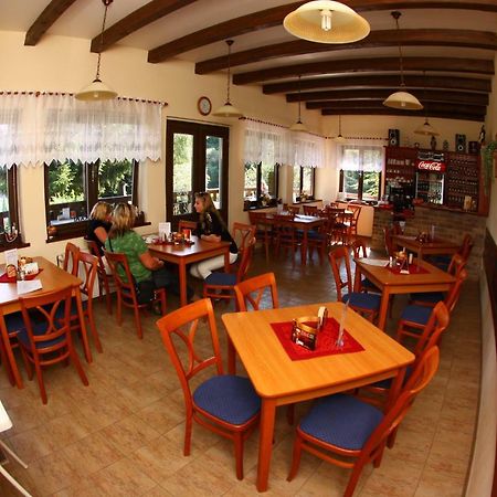 Hotel Yacht Club Barrandov Kožlí u Orlíka Zewnętrze zdjęcie